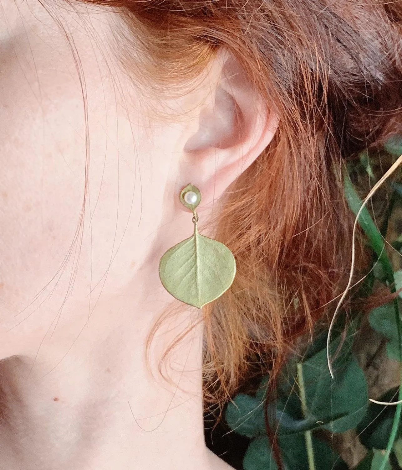 Round Leaf Eucalyptus Earrings - Post